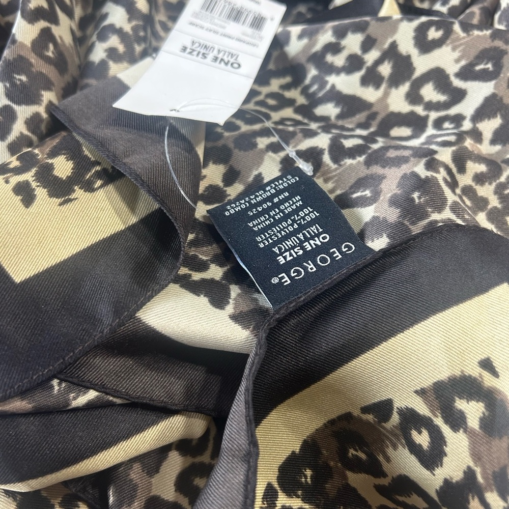 George Animal Print Scarf - Picture 2 of 9